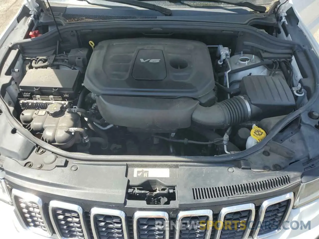 12 fotografías del automóvil dañado 1C4RJFBG7KC581998 JEEP GRAND CHER 2019
