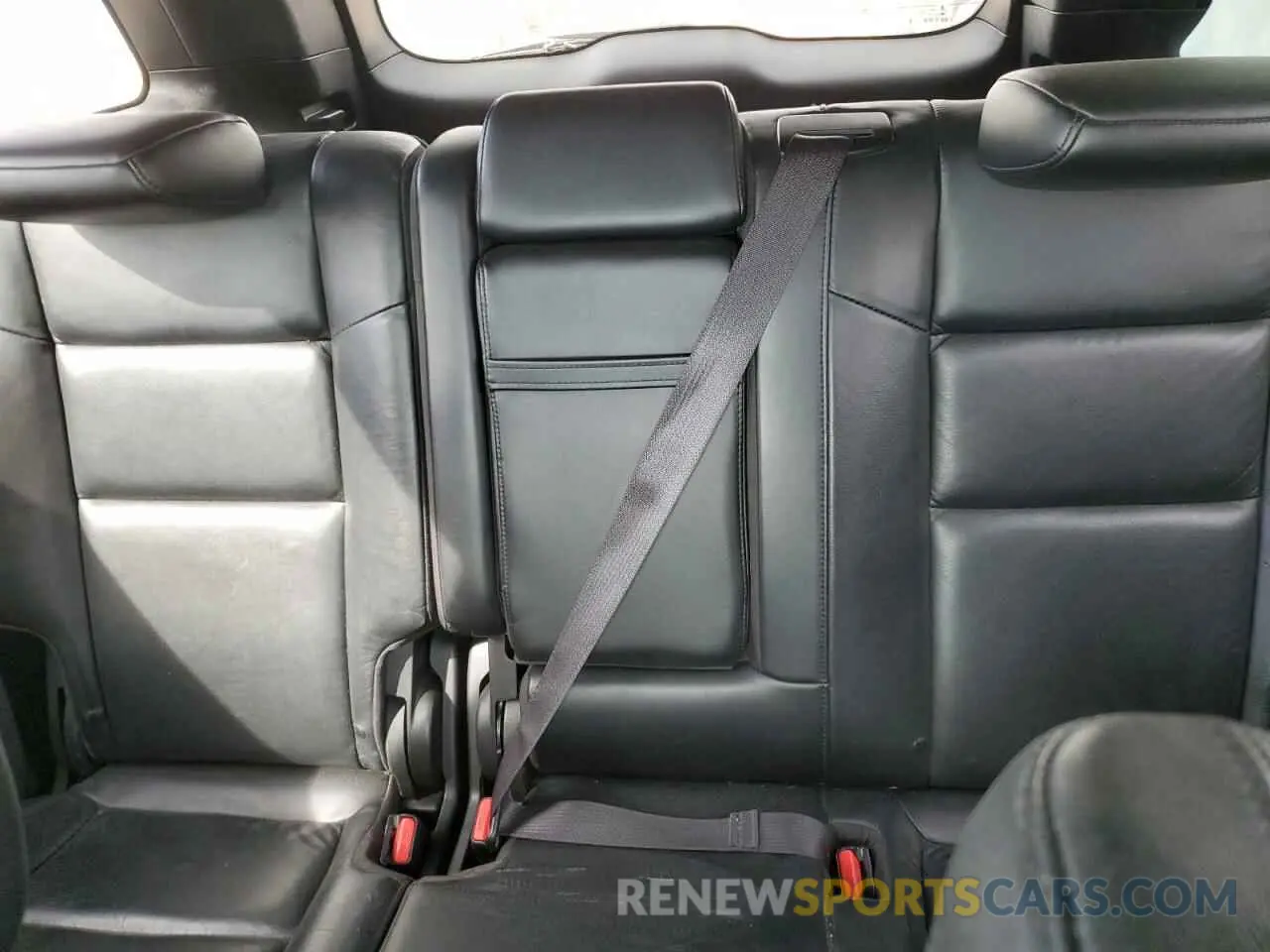 10 fotografías del automóvil dañado 1C4RJFBG7KC806176 JEEP GRAND CHER 2019