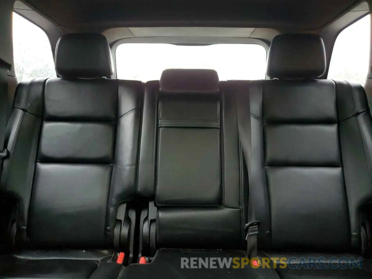 10 fotografías del automóvil dañado 1C4RJFBG8KC671886 JEEP GRAND CHER 2019