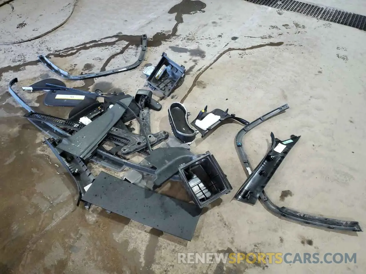 13 fotografías del automóvil dañado 1C4RJFBG8KC788299 JEEP GRAND CHER 2019