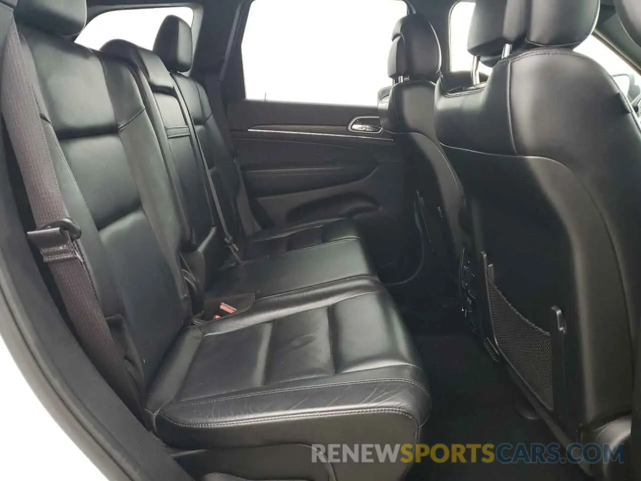 10 fotografías del automóvil dañado 1C4RJFBG9KC723851 JEEP GRAND CHER 2019