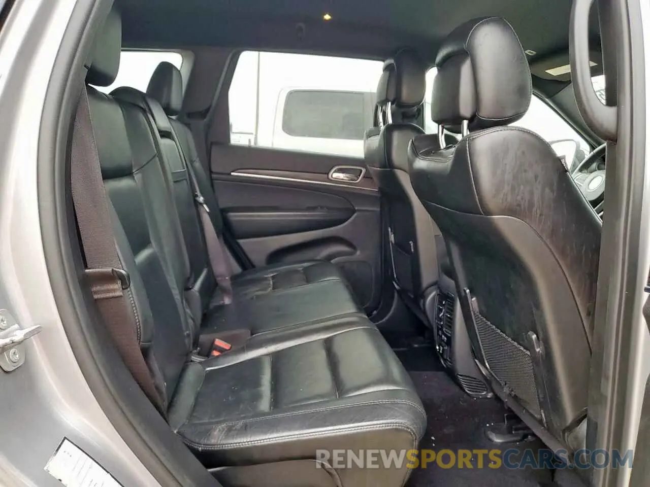 10 fotografías del automóvil dañado 1C4RJFBG9KC765582 JEEP GRAND CHER 2019