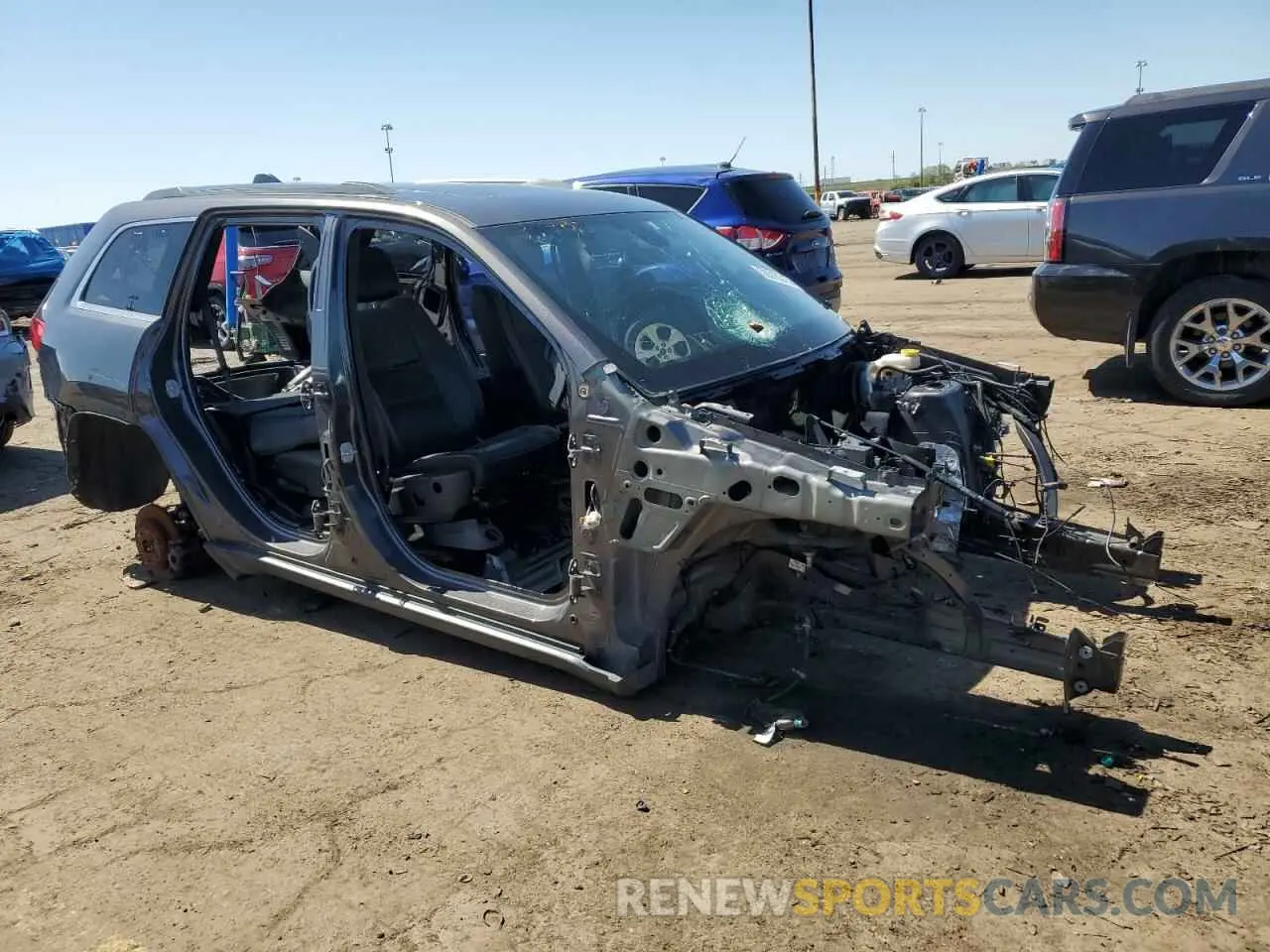 4 fotografías del automóvil dañado 1C4RJFBGXKC627419 JEEP GRAND CHER 2019