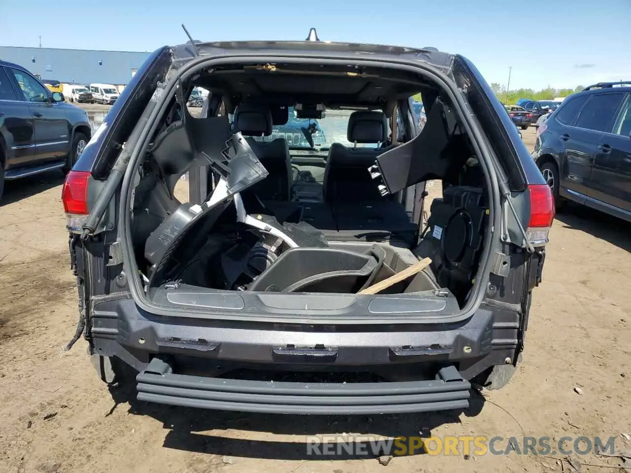 6 fotografías del automóvil dañado 1C4RJFBGXKC627419 JEEP GRAND CHER 2019