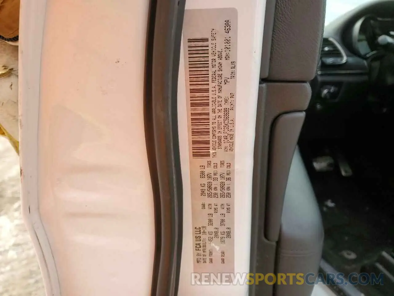 12 fotografías del automóvil dañado 1C4RJFCG5KC569699 JEEP GRAND CHER 2019