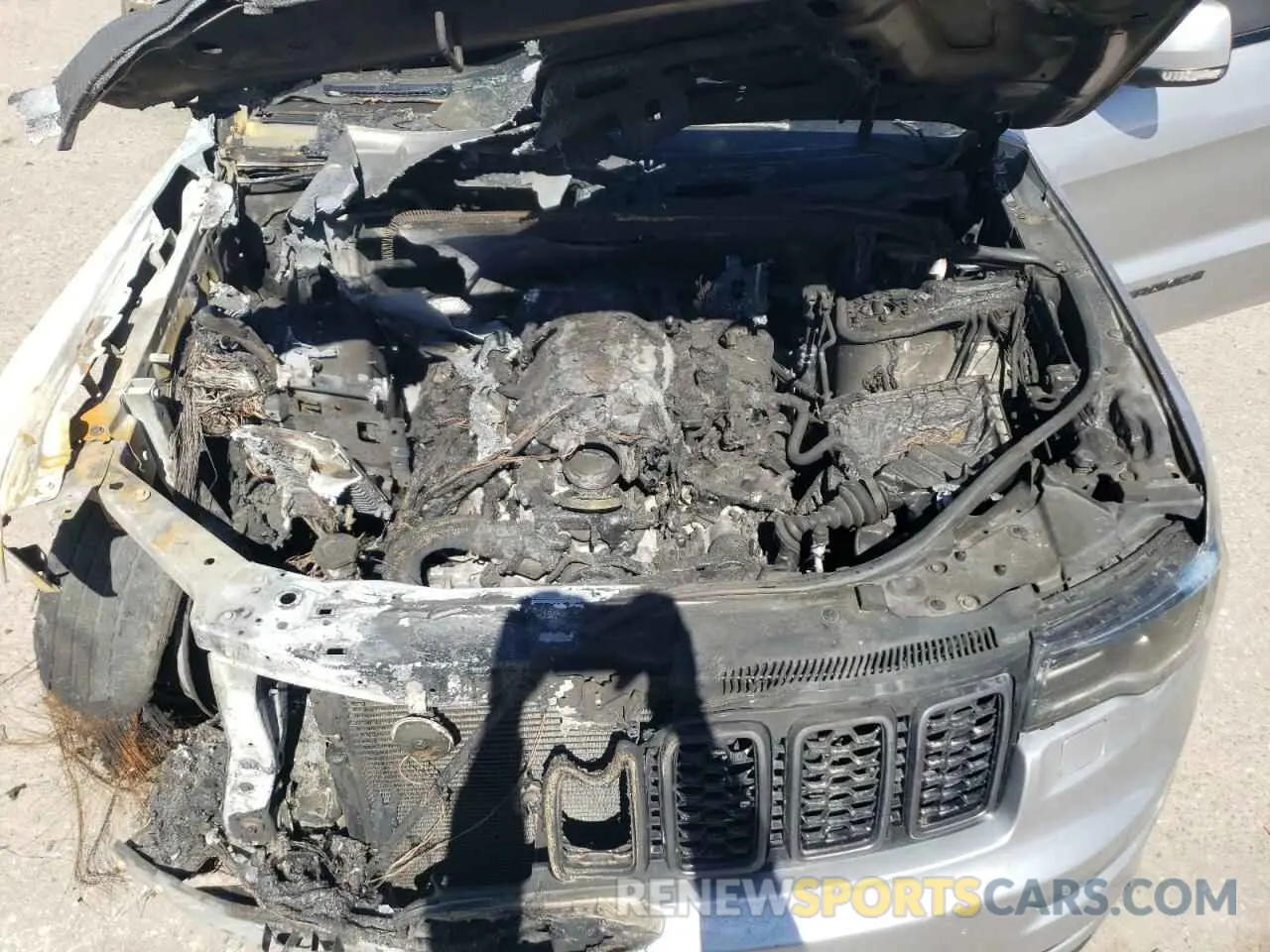 13 fotografías del automóvil dañado 1C4RJFCT2KC540142 JEEP GRAND CHER 2019