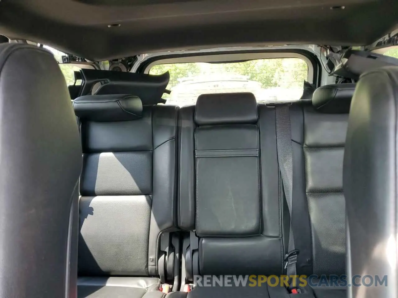 10 fotografías del automóvil dañado 1C4RJFCT7KC635389 JEEP GRAND CHER 2019