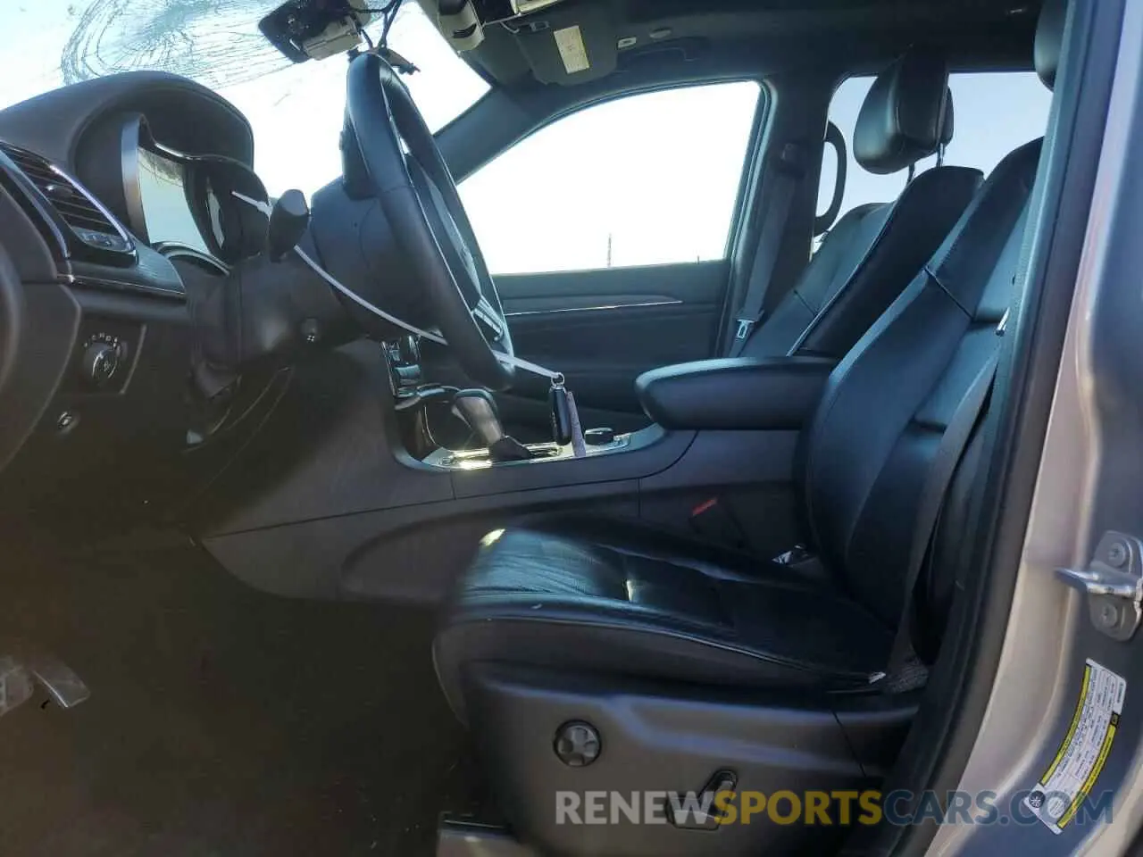 7 fotografías del automóvil dañado 1C4RJFCT9KC680270 JEEP GRAND CHER 2019