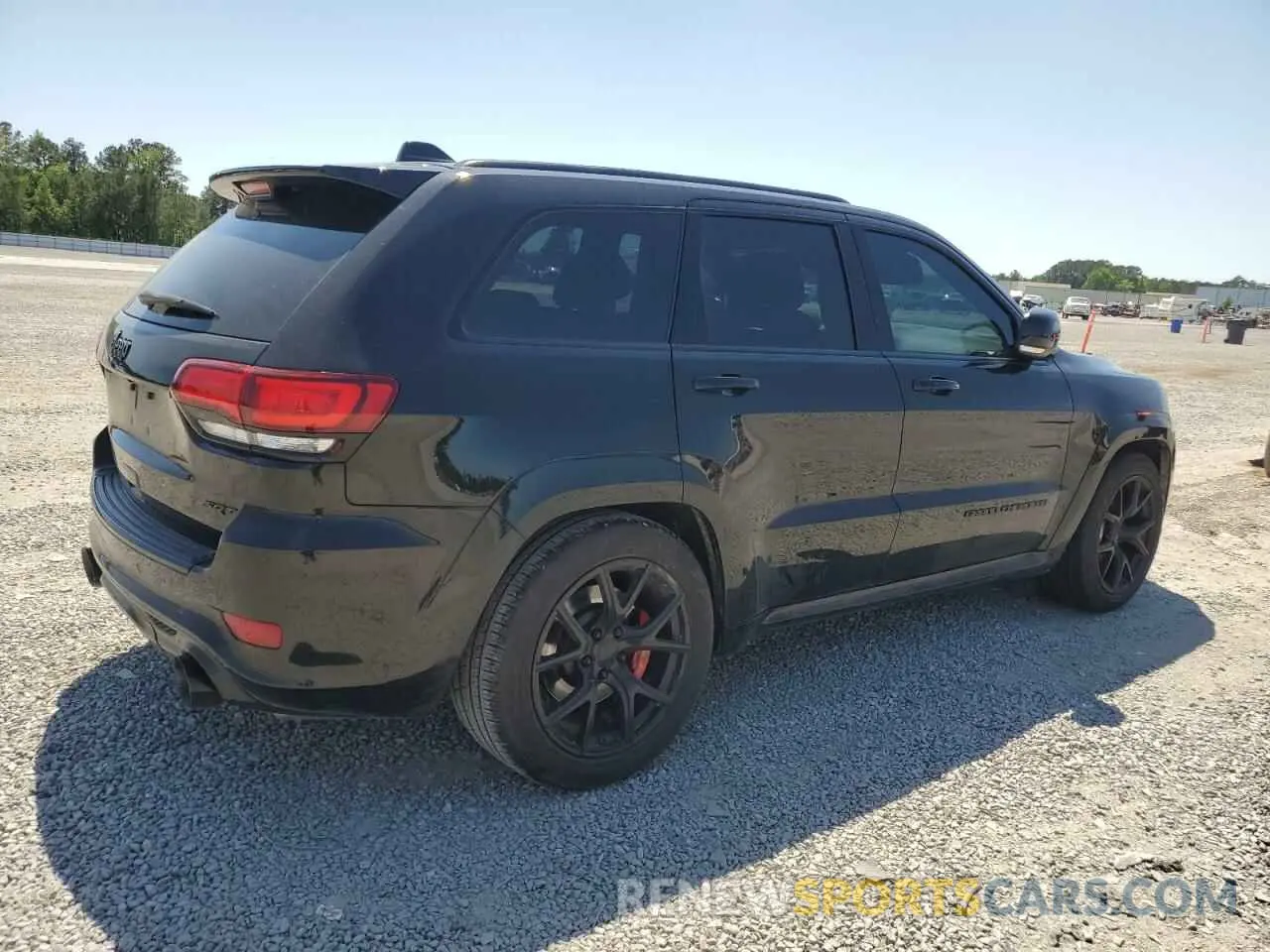 3 fotografías del automóvil dañado 1C4RJFDJ0KC826407 JEEP GRAND CHER 2019