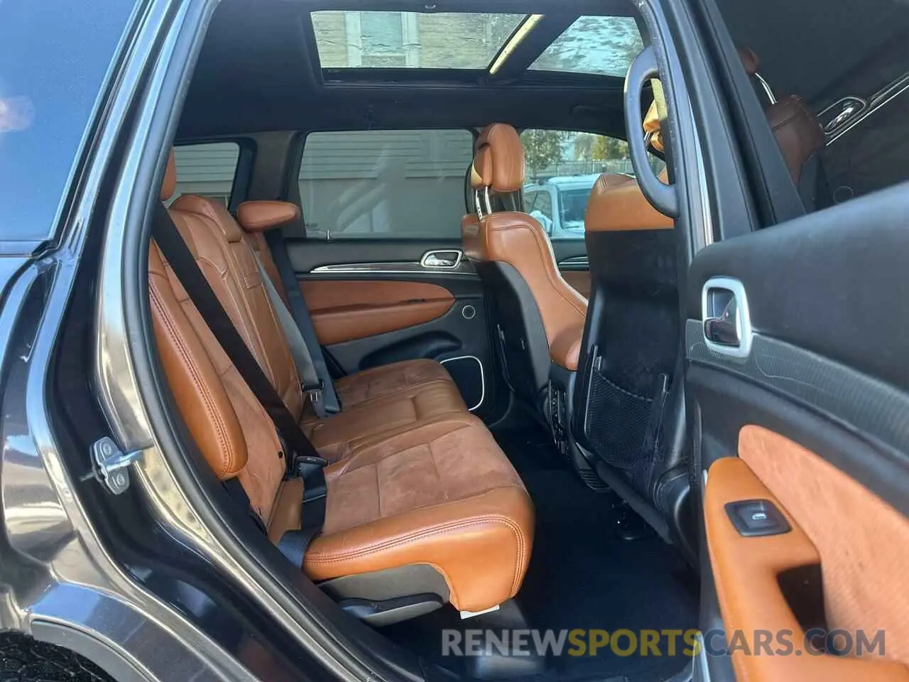 8 fotografías del automóvil dañado 1C4RJFDJ3KC648492 JEEP GRAND CHER 2019