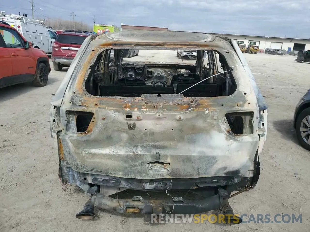 6 fotografías del automóvil dañado 1C4RJFDJ5KC551505 JEEP GRAND CHER 2019