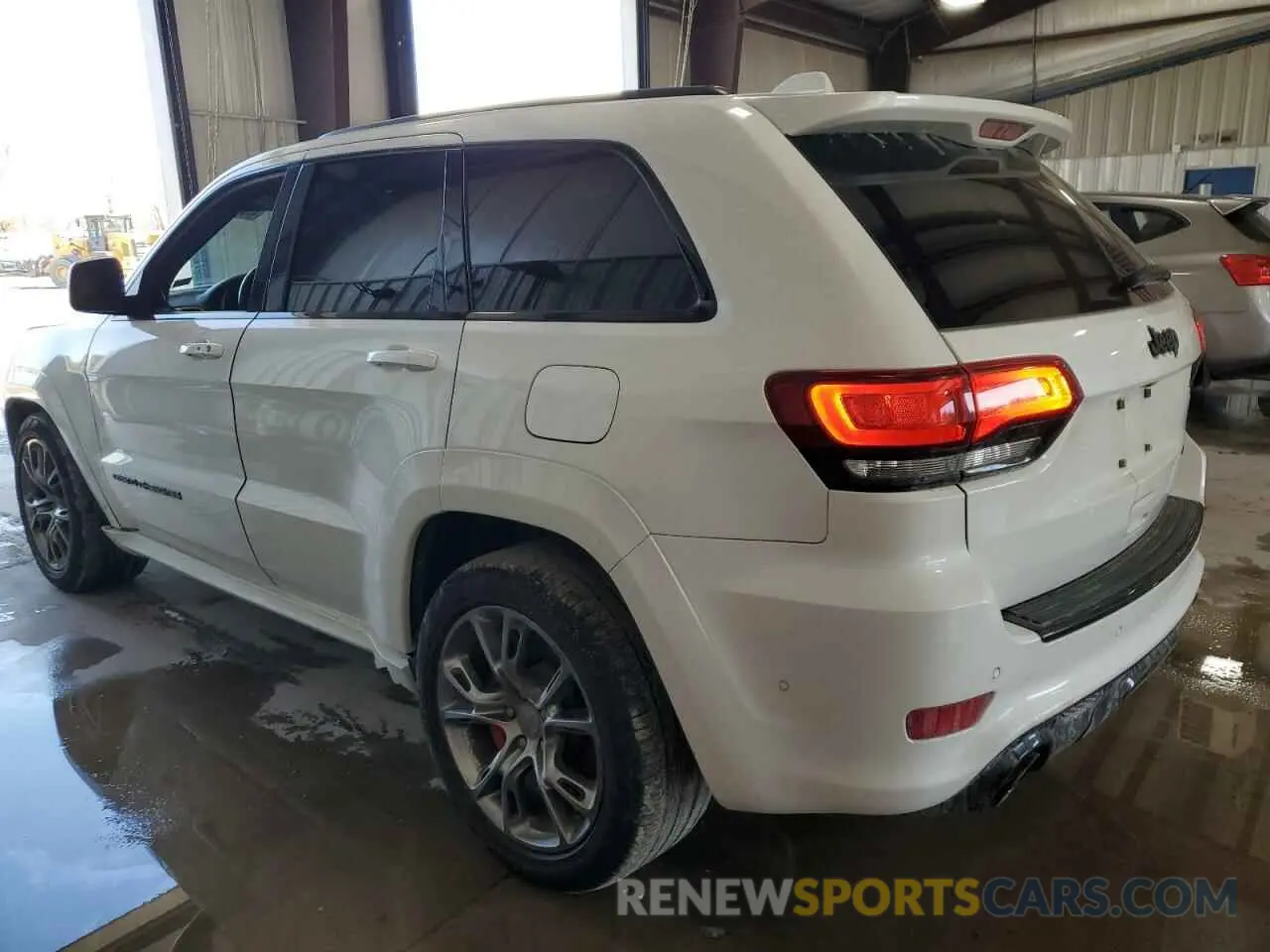 2 fotografías del automóvil dañado 1C4RJFDJ8KC684310 JEEP GRAND CHER 2019