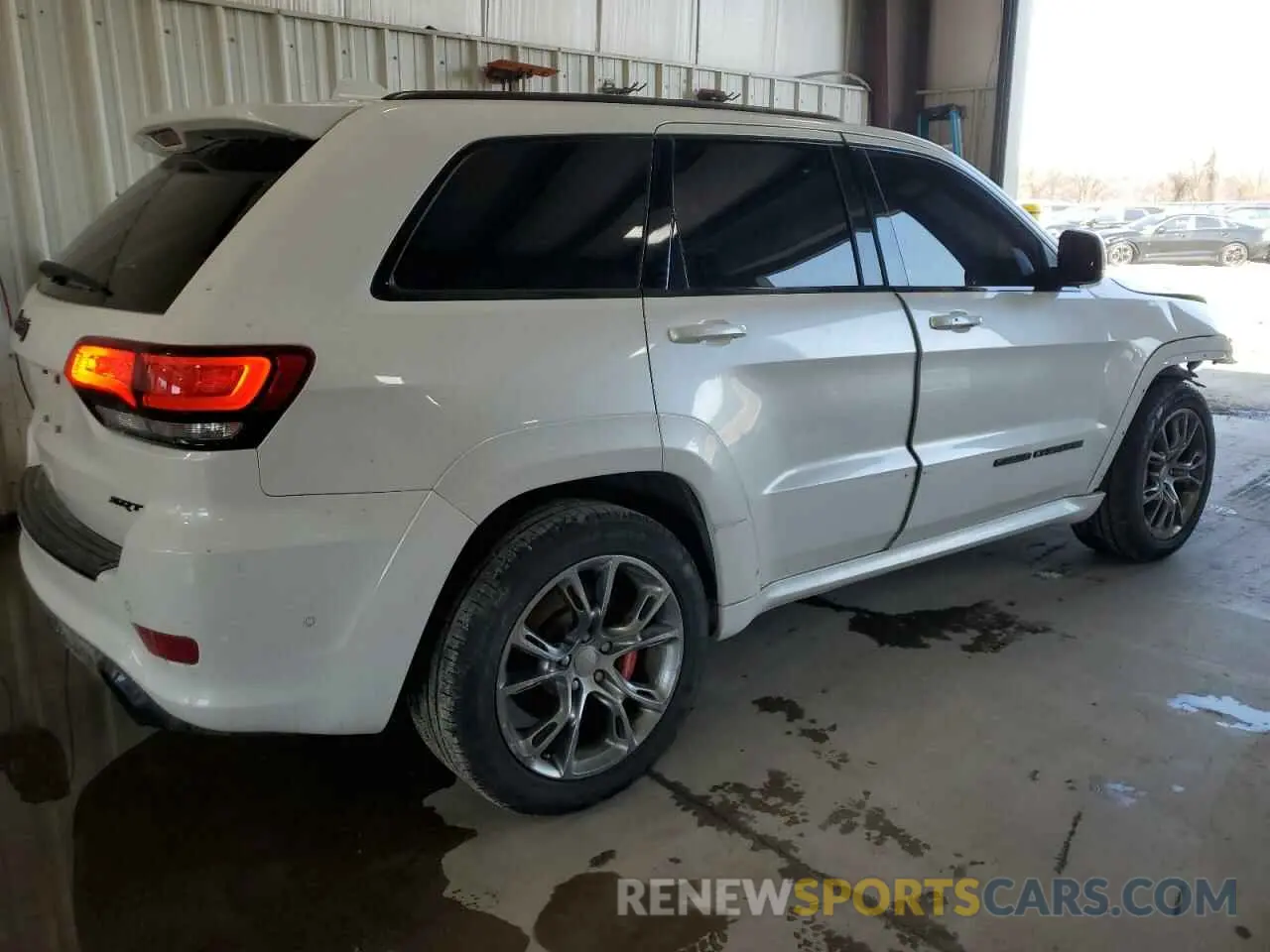 3 fotografías del automóvil dañado 1C4RJFDJ8KC684310 JEEP GRAND CHER 2019