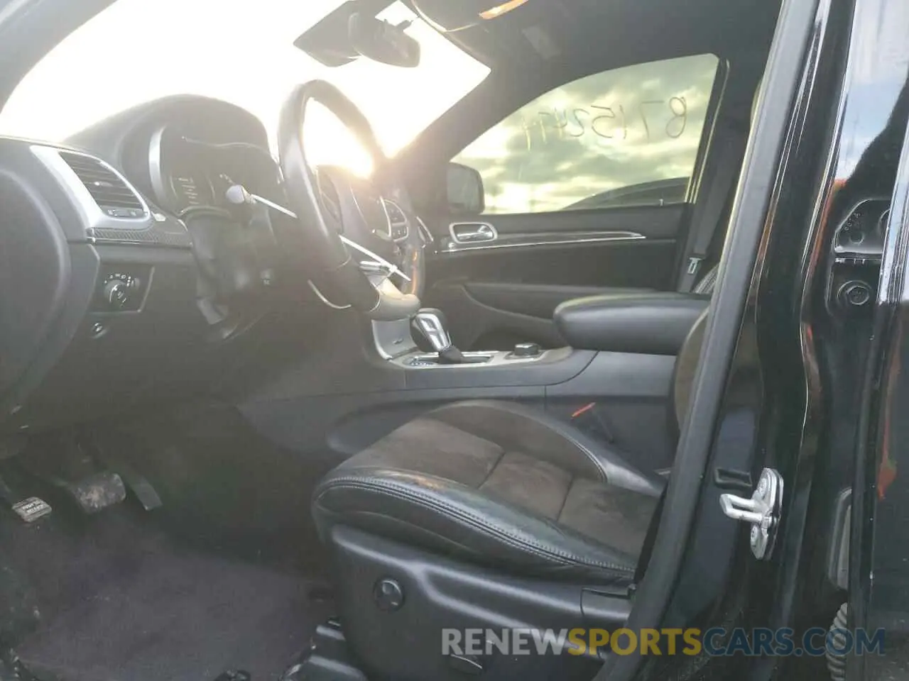 7 fotografías del automóvil dañado 1C4RJFDJXKC574780 JEEP GRAND CHER 2019