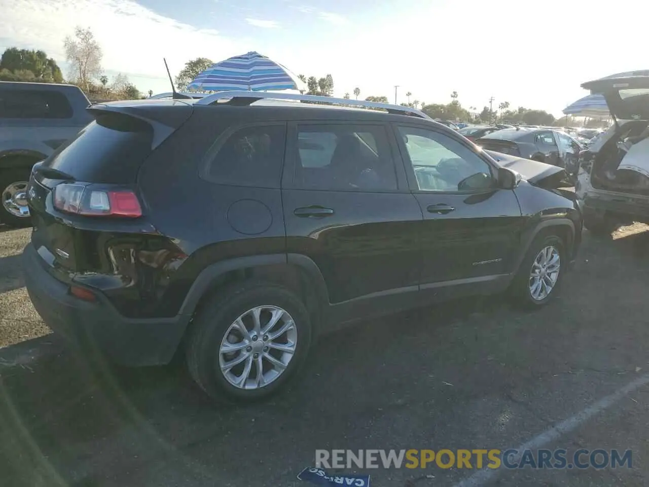 3 fotografías del automóvil dañado 1C4PJLCB2LD528100 JEEP GRAND CHER 2020