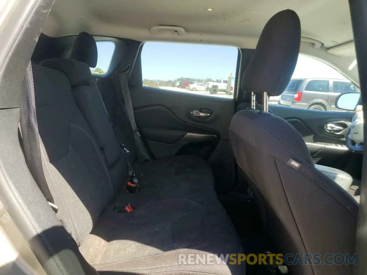 11 fotografías del automóvil dañado 1C4PJLCB2LD528453 JEEP GRAND CHER 2020
