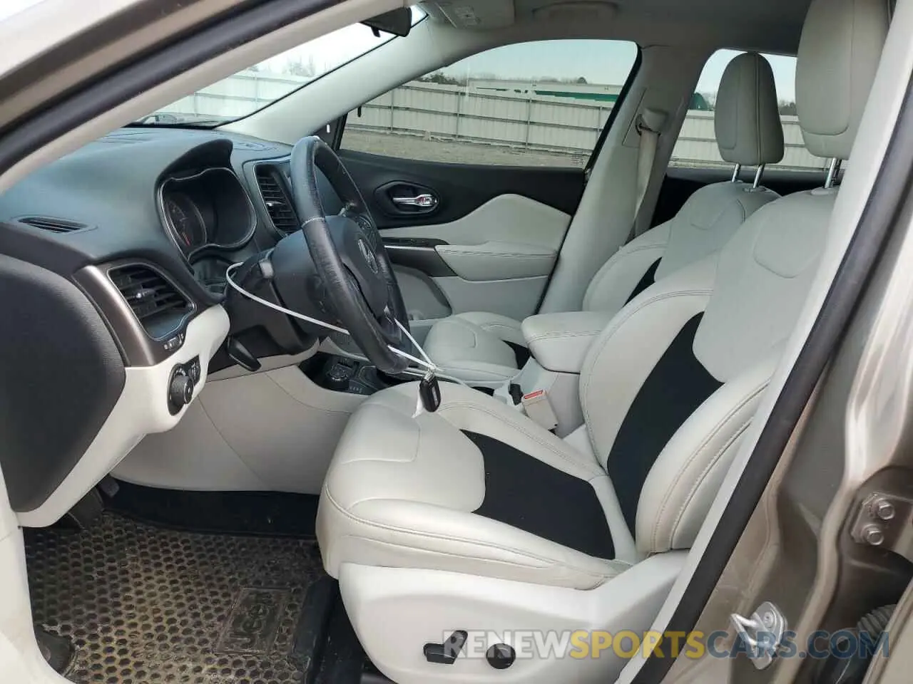 7 fotografías del automóvil dañado 1C4PJMLX9LD507326 JEEP GRAND CHER 2020