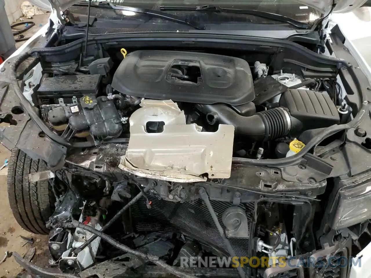 13 fotografías del automóvil dañado 1C4RJFBG2LC242065 JEEP GRAND CHER 2020