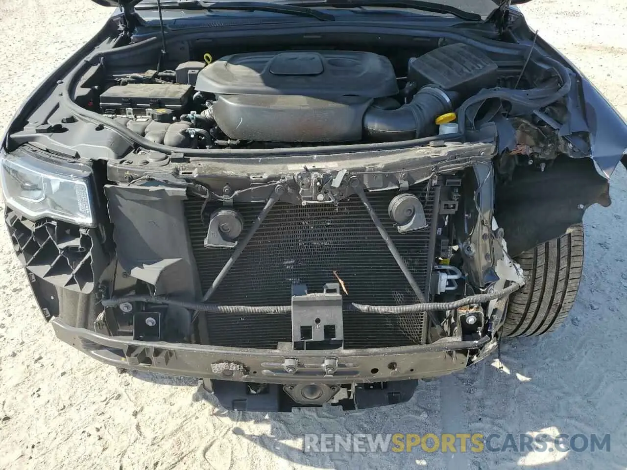12 fotografías del automóvil dañado 1C4RJFBG4LC401748 JEEP GRAND CHER 2020