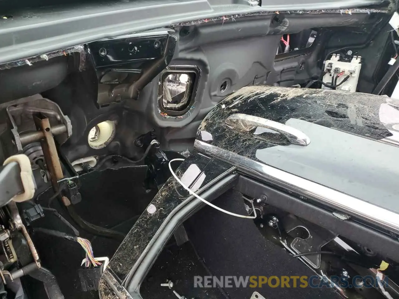 9 fotografías del automóvil dañado 1C4RJFBG7LC417247 JEEP GRAND CHER 2020