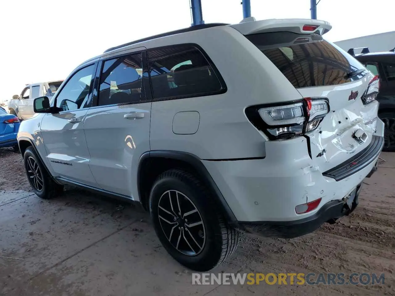 2 fotografías del automóvil dañado 1C4RJFLG0LC387409 JEEP GRAND CHER 2020