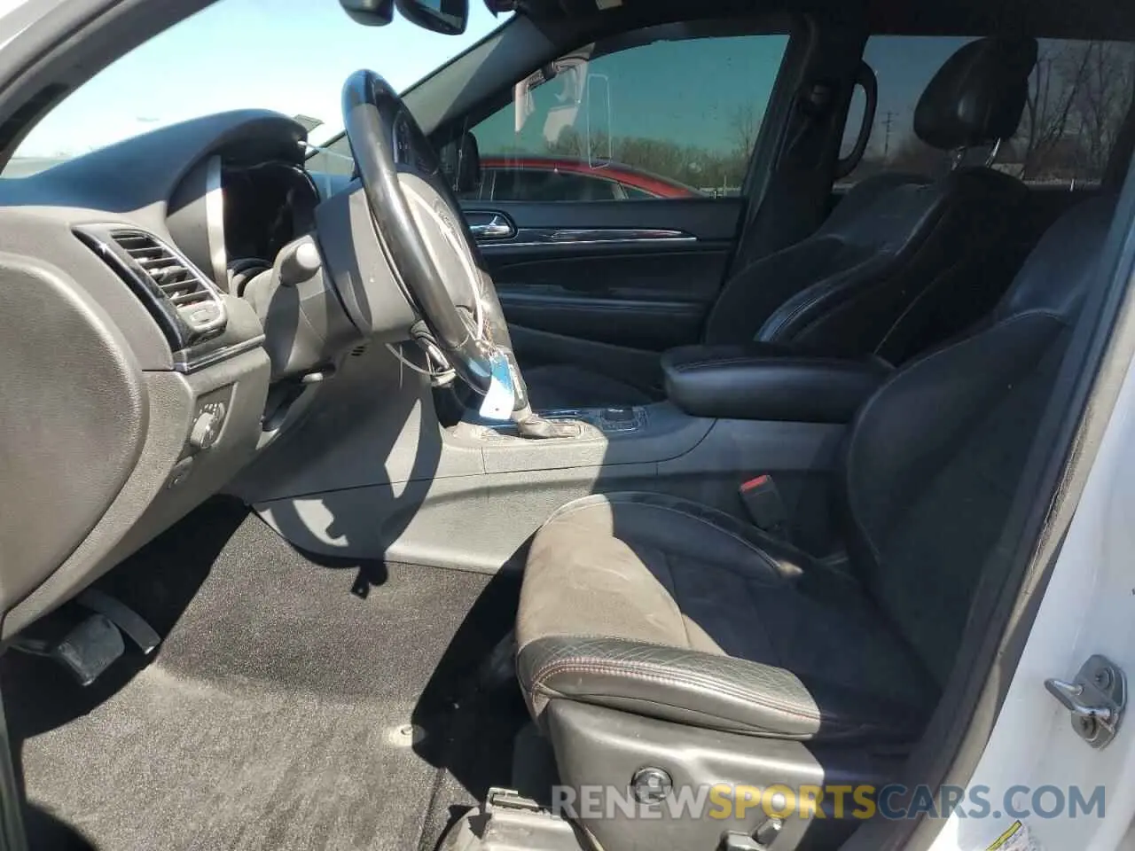 7 fotografías del automóvil dañado 1C4RJFLG4LC421075 JEEP GRAND CHER 2020