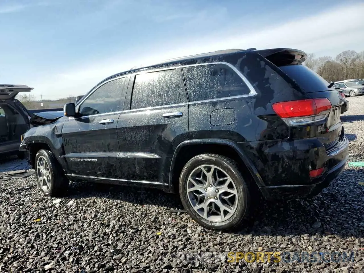 2 fotografías del automóvil dañado 1C4RJECG2MC570483 JEEP GRAND CHER 2021