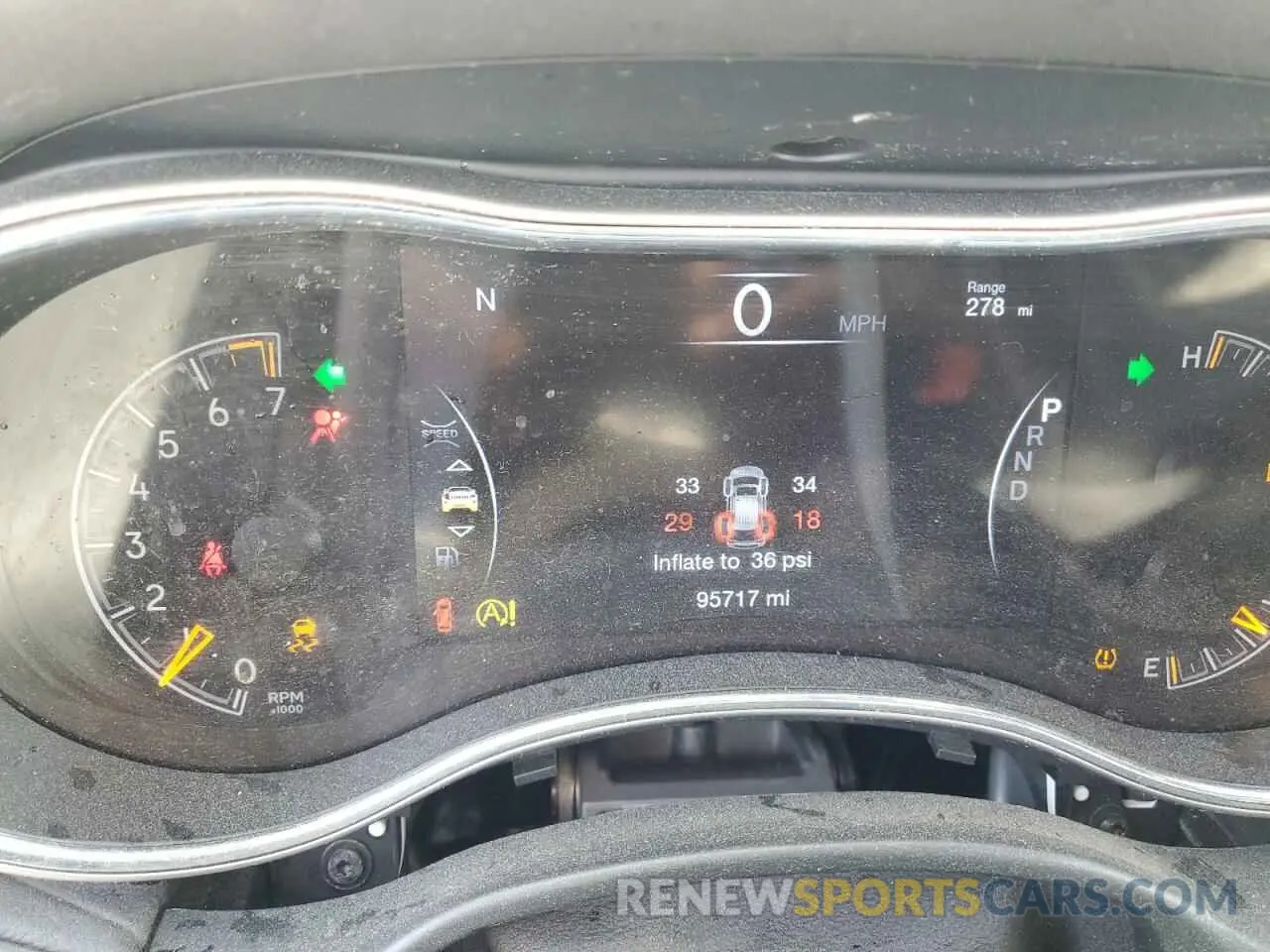 9 fotografías del automóvil dañado 1C4RJECG2MC570483 JEEP GRAND CHER 2021
