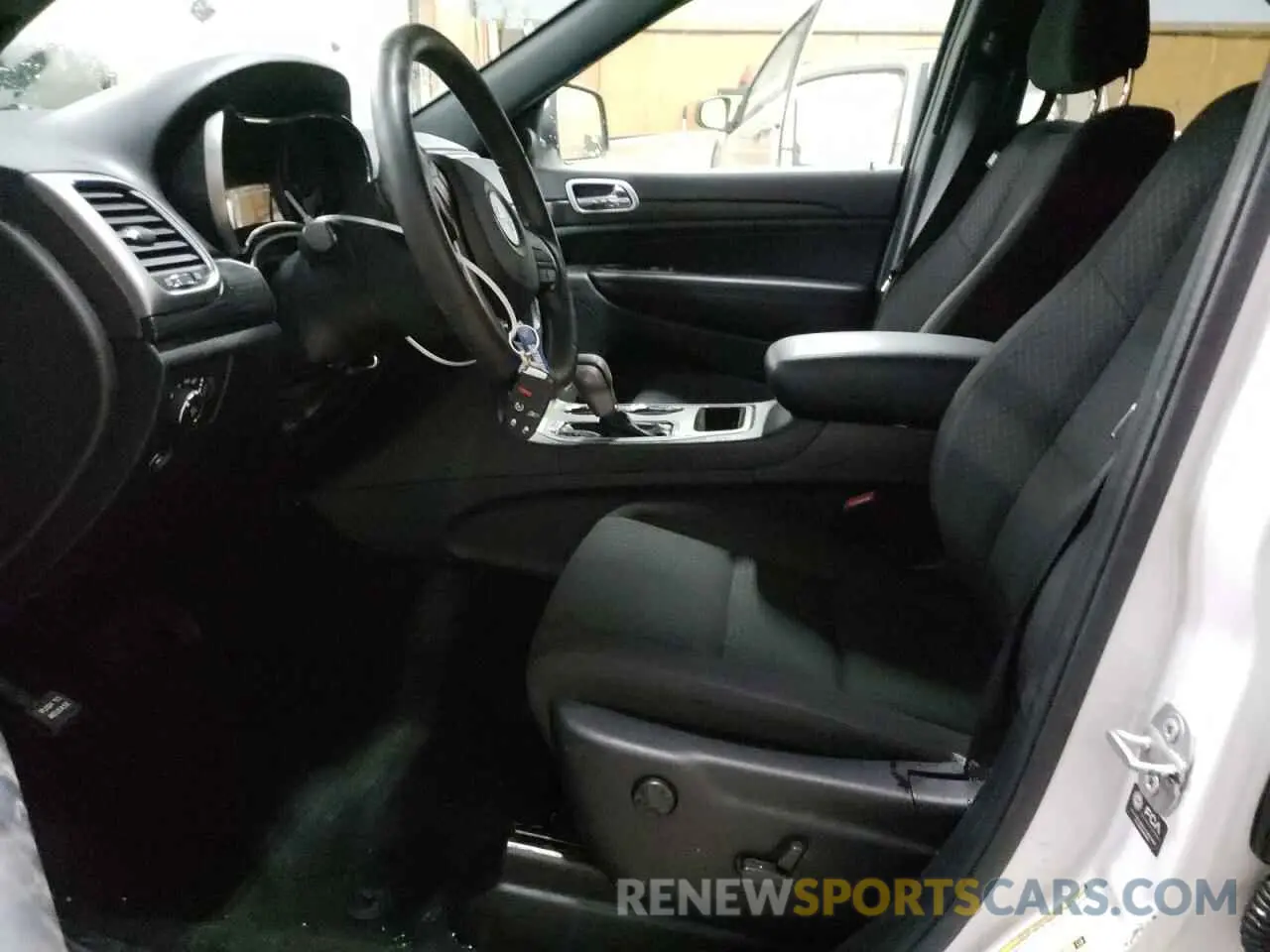 7 fotografías del automóvil dañado 1C4RJFAG1MC818957 JEEP GRAND CHER 2021