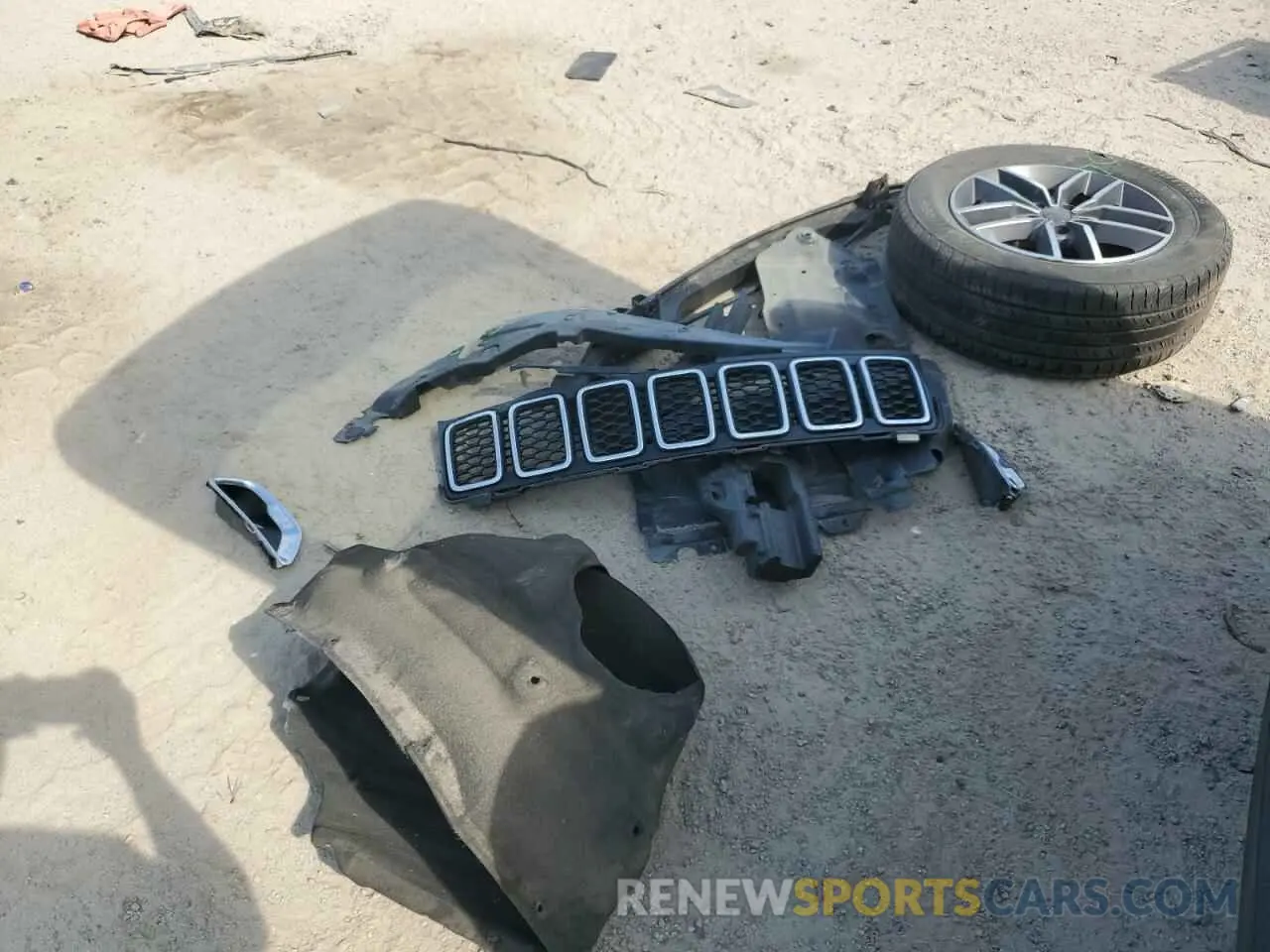 15 fotografías del automóvil dañado 1C4RJFBG1MC628171 JEEP GRAND CHER 2021