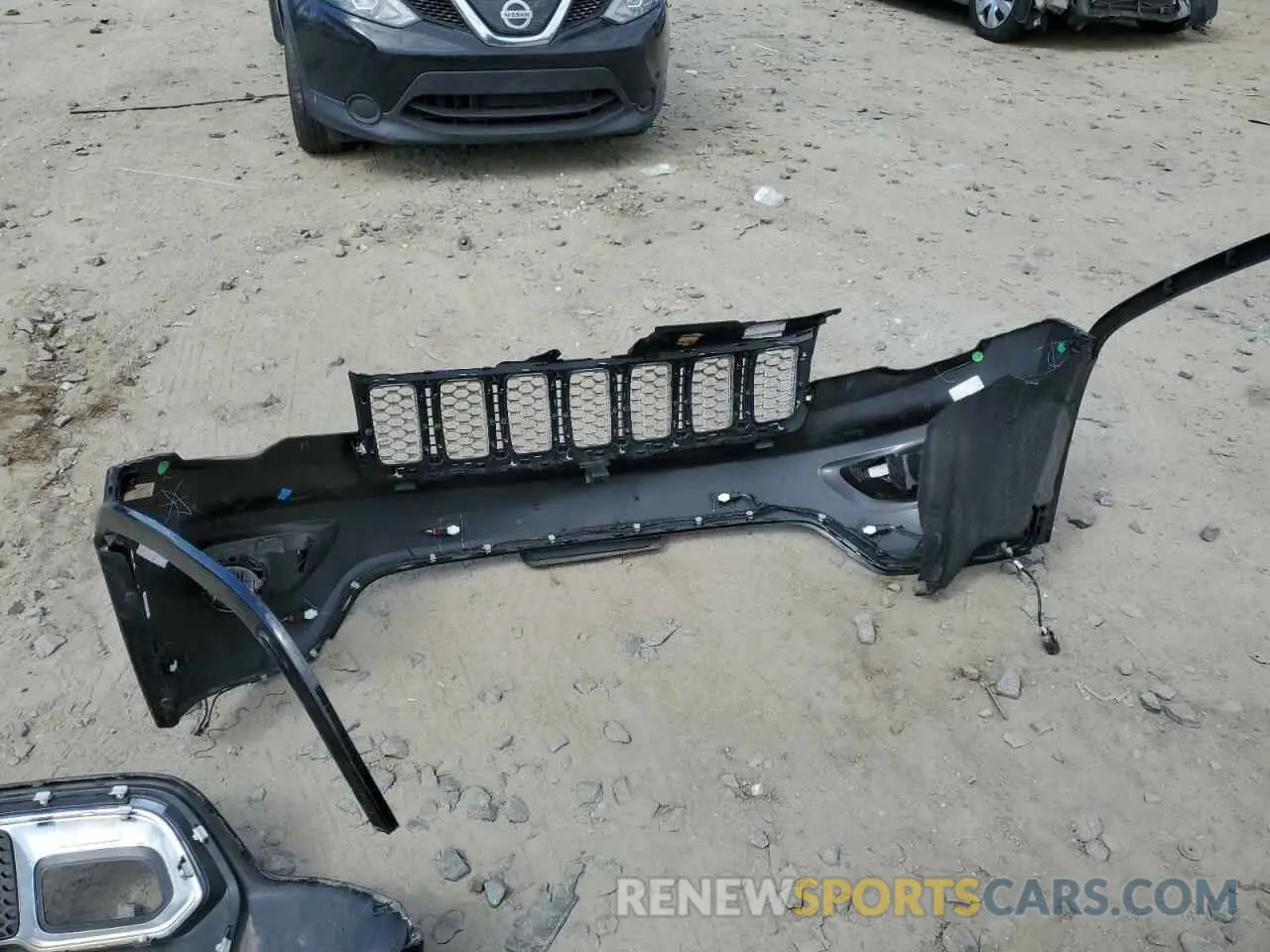 15 fotografías del automóvil dañado 1C4RJFCG9MC502820 JEEP GRAND CHER 2021