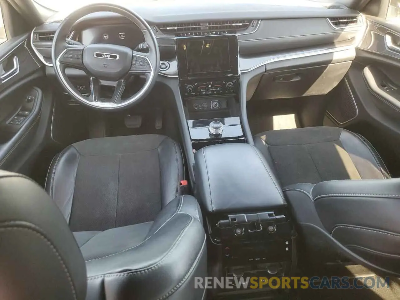 8 fotografías del automóvil dañado 1C4RJKAG0M8209063 JEEP GRAND CHER 2021
