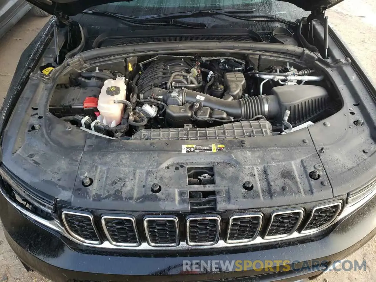12 fotografías del automóvil dañado 1C4RJKBG5M8103965 JEEP GRAND CHER 2021