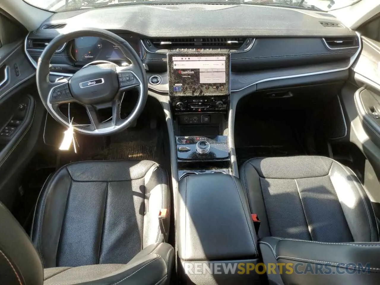 8 fotografías del automóvil dañado 1C4RJKBG8M8133283 JEEP GRAND CHER 2021