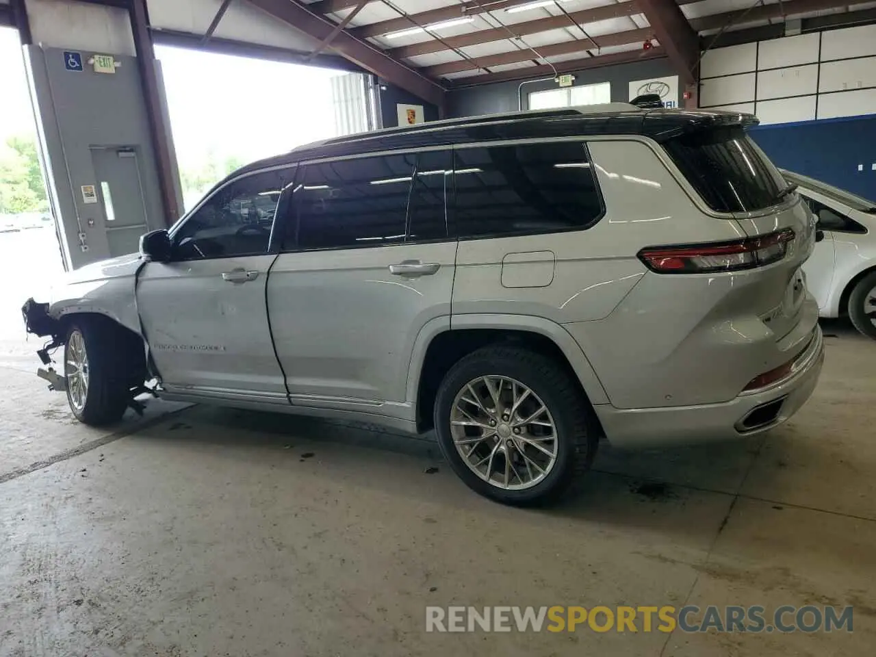 2 fotografías del automóvil dañado 1C4RJKEG8M8120187 JEEP GRAND CHER 2021
