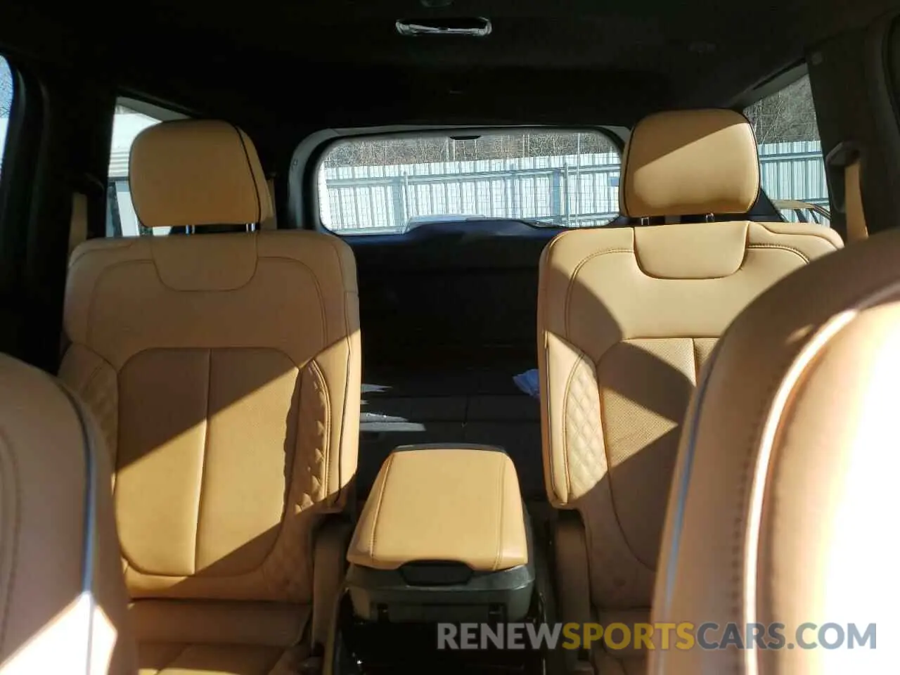 10 fotografías del automóvil dañado 1C4RJKEGXM8204186 JEEP GRAND CHER 2021
