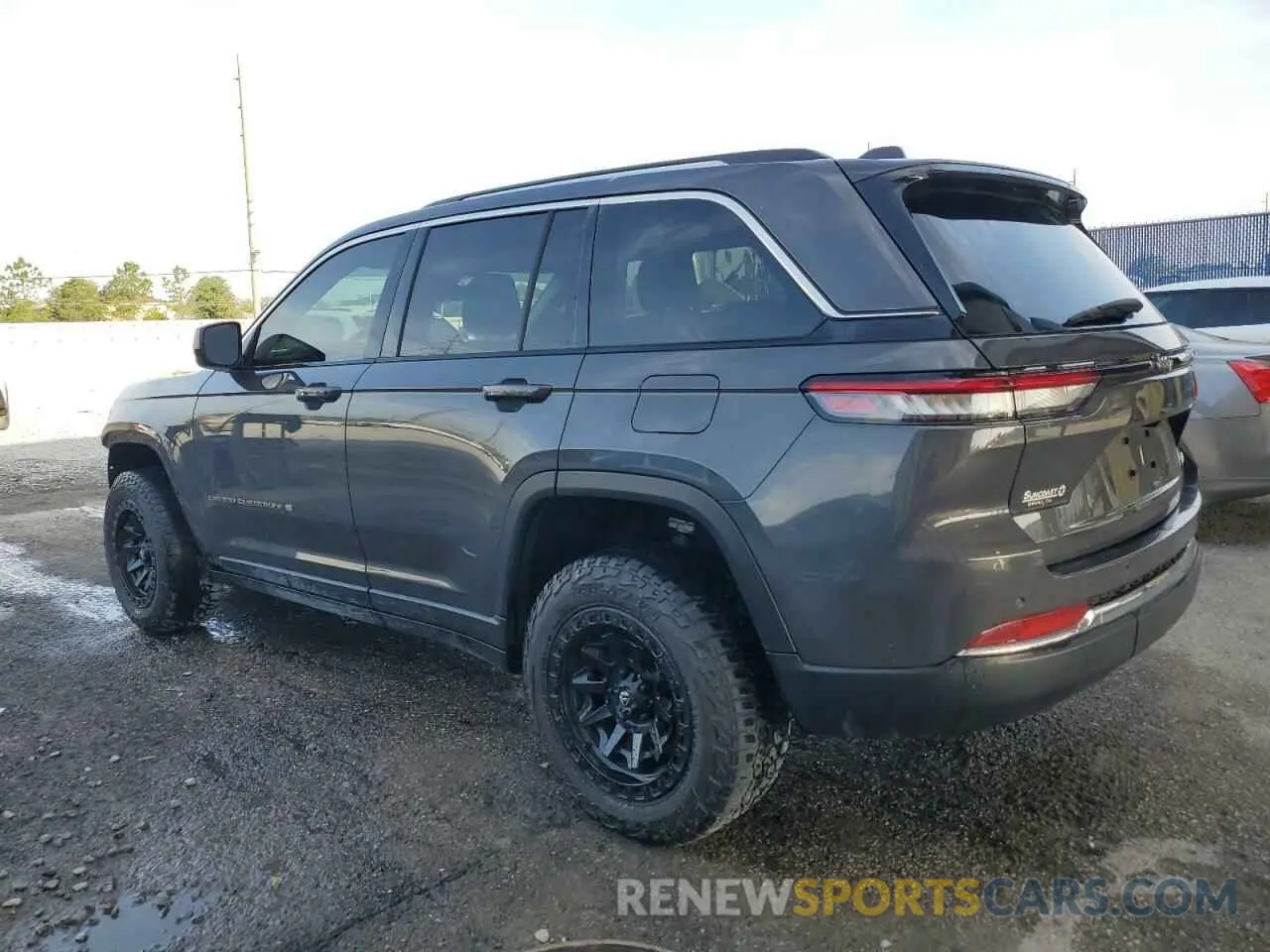 2 fotografías del automóvil dañado 1C4RJGAG6N8589234 JEEP GRAND CHER 2022