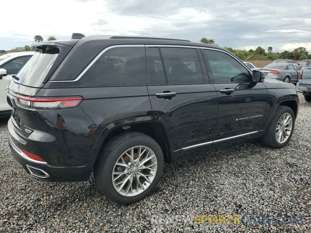 3 fotografías del automóvil dañado 1C4RJGEGXN8636291 JEEP GRAND CHER 2022