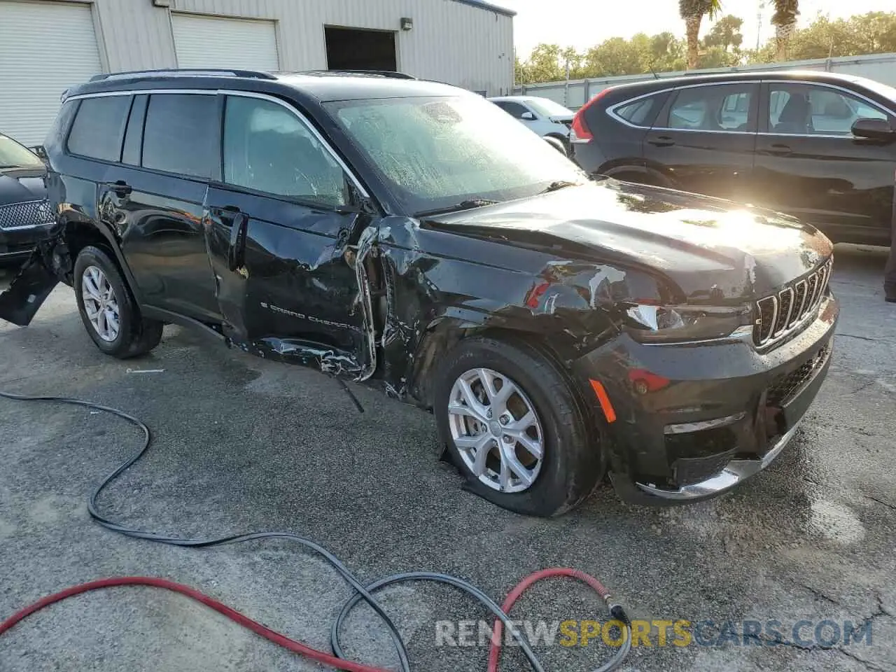4 fotografías del automóvil dañado 1C4RJJBG0N8631182 JEEP GRAND CHER 2022