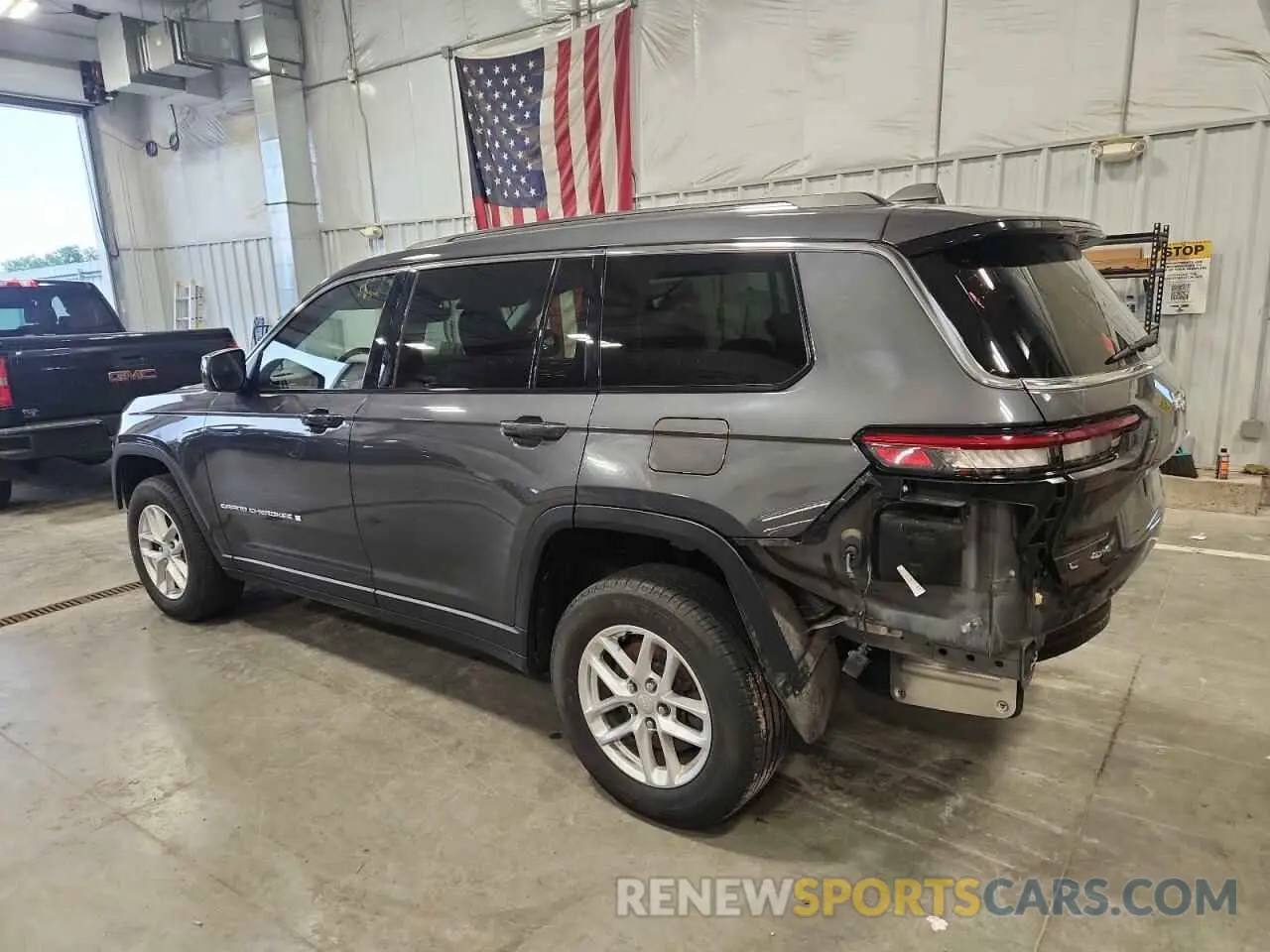 2 fotografías del automóvil dañado 1C4RJKAG3N8612147 JEEP GRAND CHER 2022