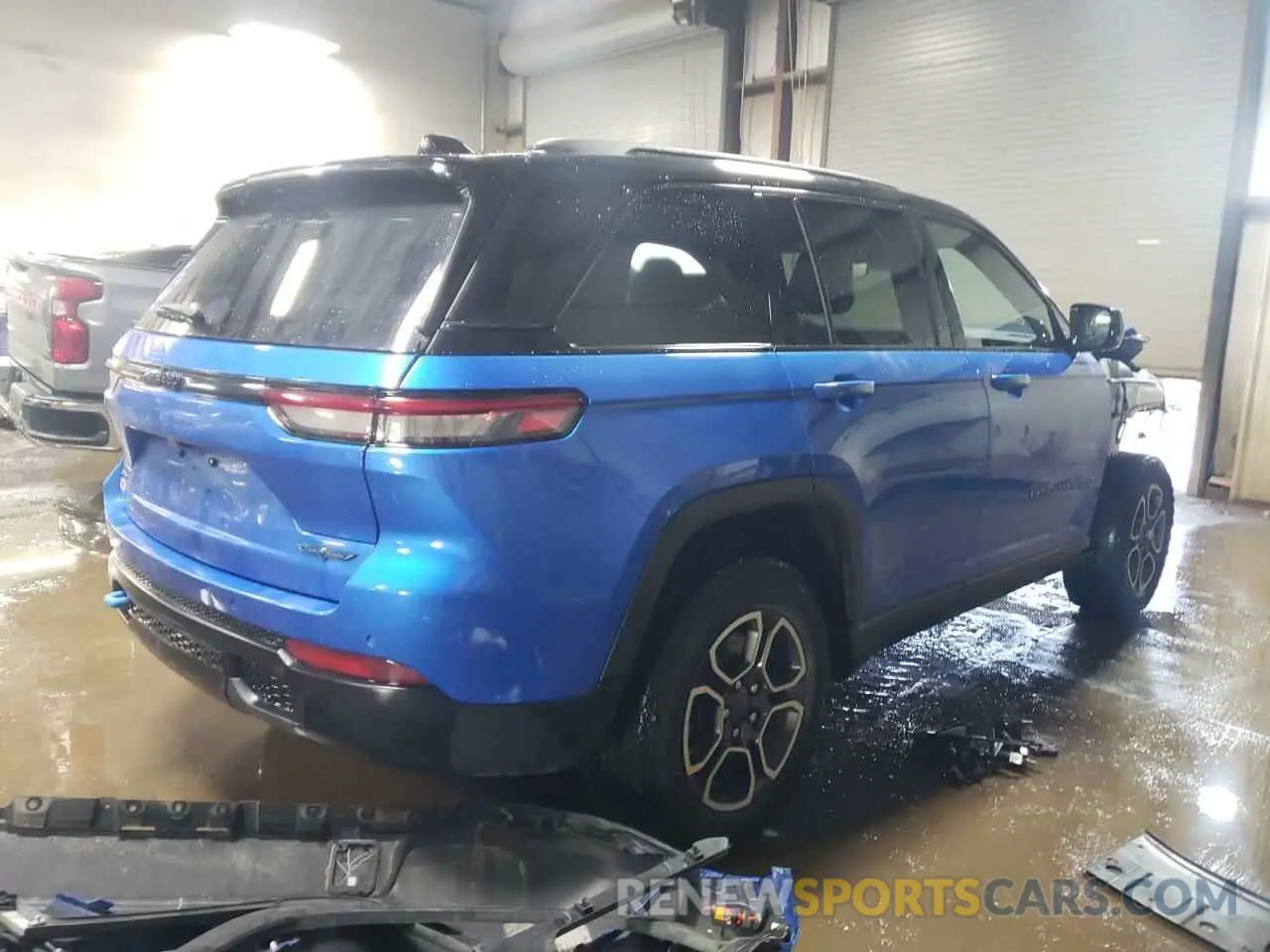 3 fotografías del automóvil dañado 1C4RJYC61N8761647 JEEP GRAND CHER 2022