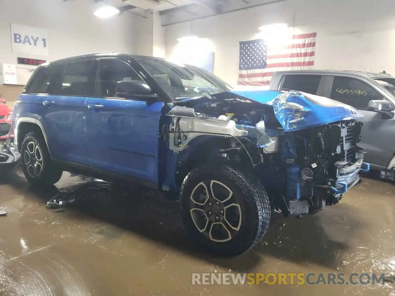 4 fotografías del automóvil dañado 1C4RJYC61N8761647 JEEP GRAND CHER 2022