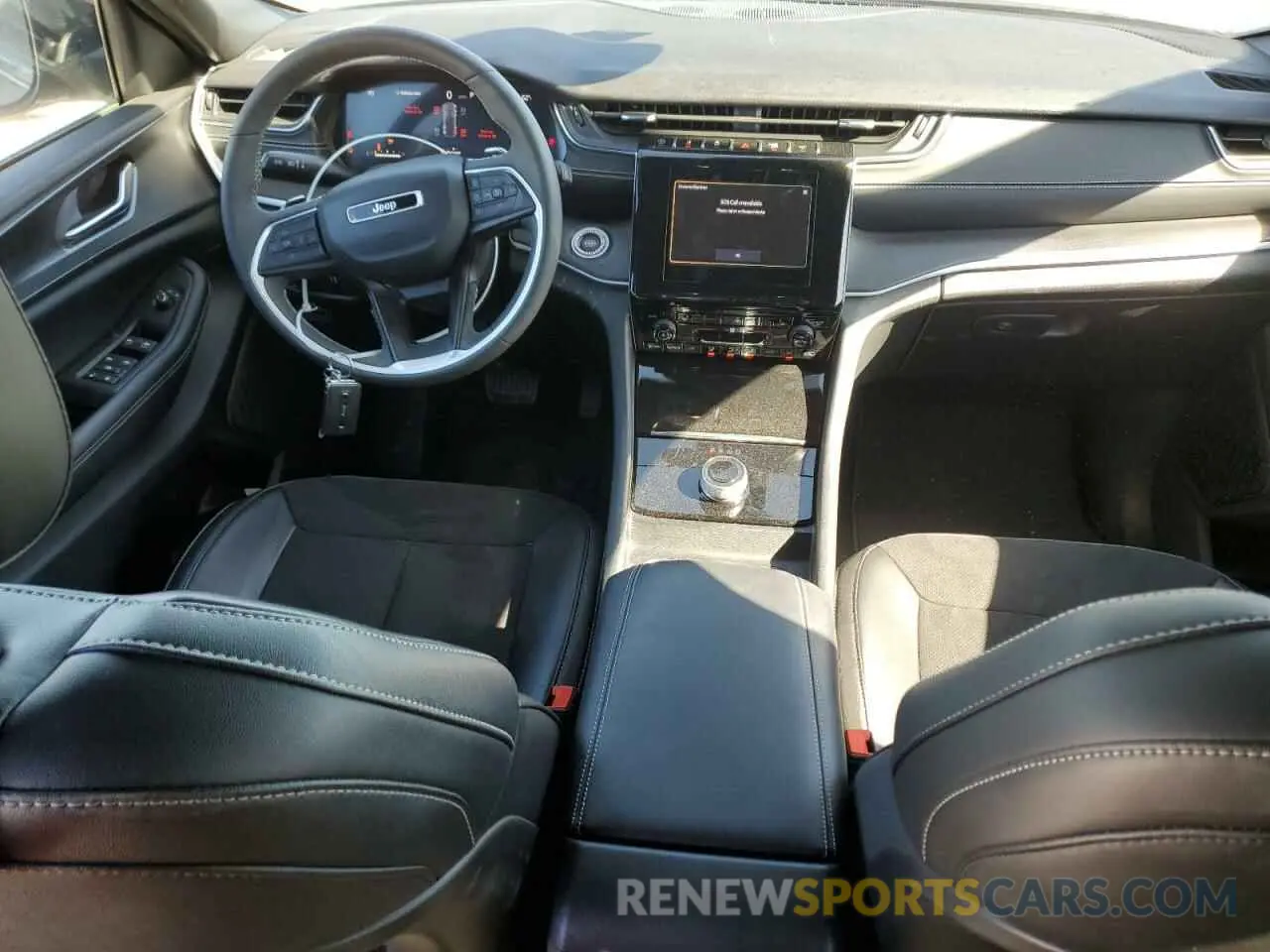 8 fotografías del automóvil dañado 1C4RJGAG5PC648046 JEEP GRAND CHER 2023