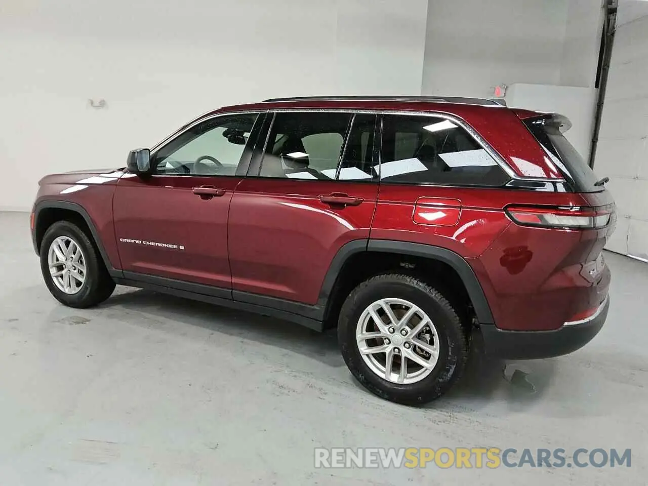 2 fotografías del automóvil dañado 1C4RJHAG4PC532925 JEEP GRAND CHER 2023
