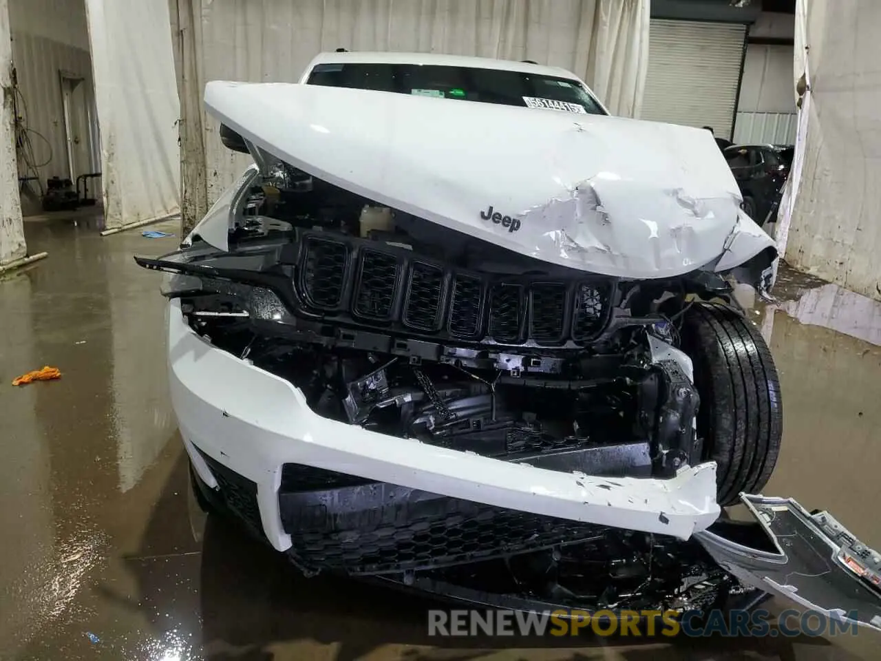 5 fotografías del automóvil dañado 1C4RJJAG2P8901453 JEEP GRAND CHER 2023