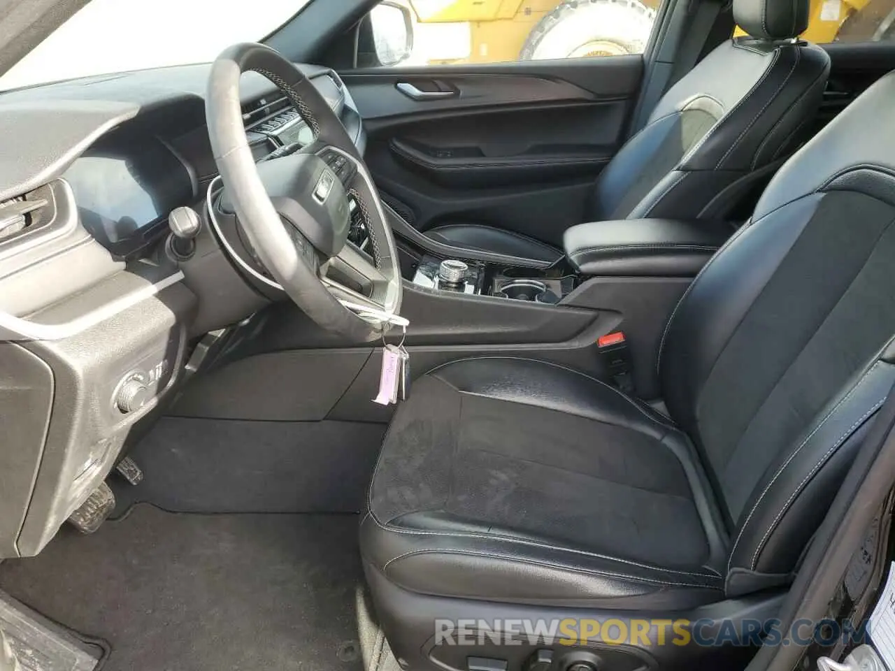 7 fotografías del automóvil dañado 1C4RJJAG3P8835379 JEEP GRAND CHER 2023