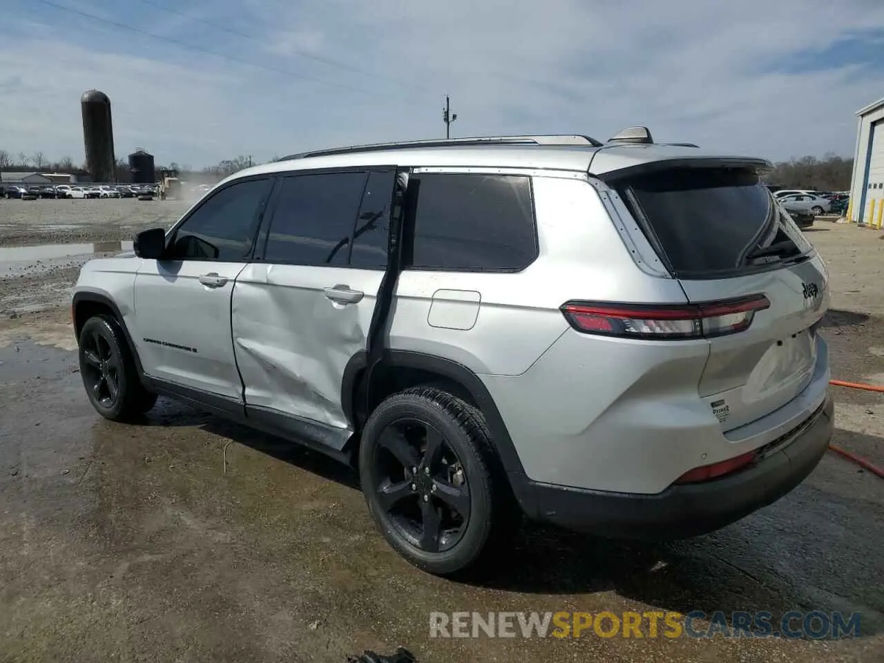 2 fotografías del automóvil dañado 1C4RJJAG4P8800401 JEEP GRAND CHER 2023