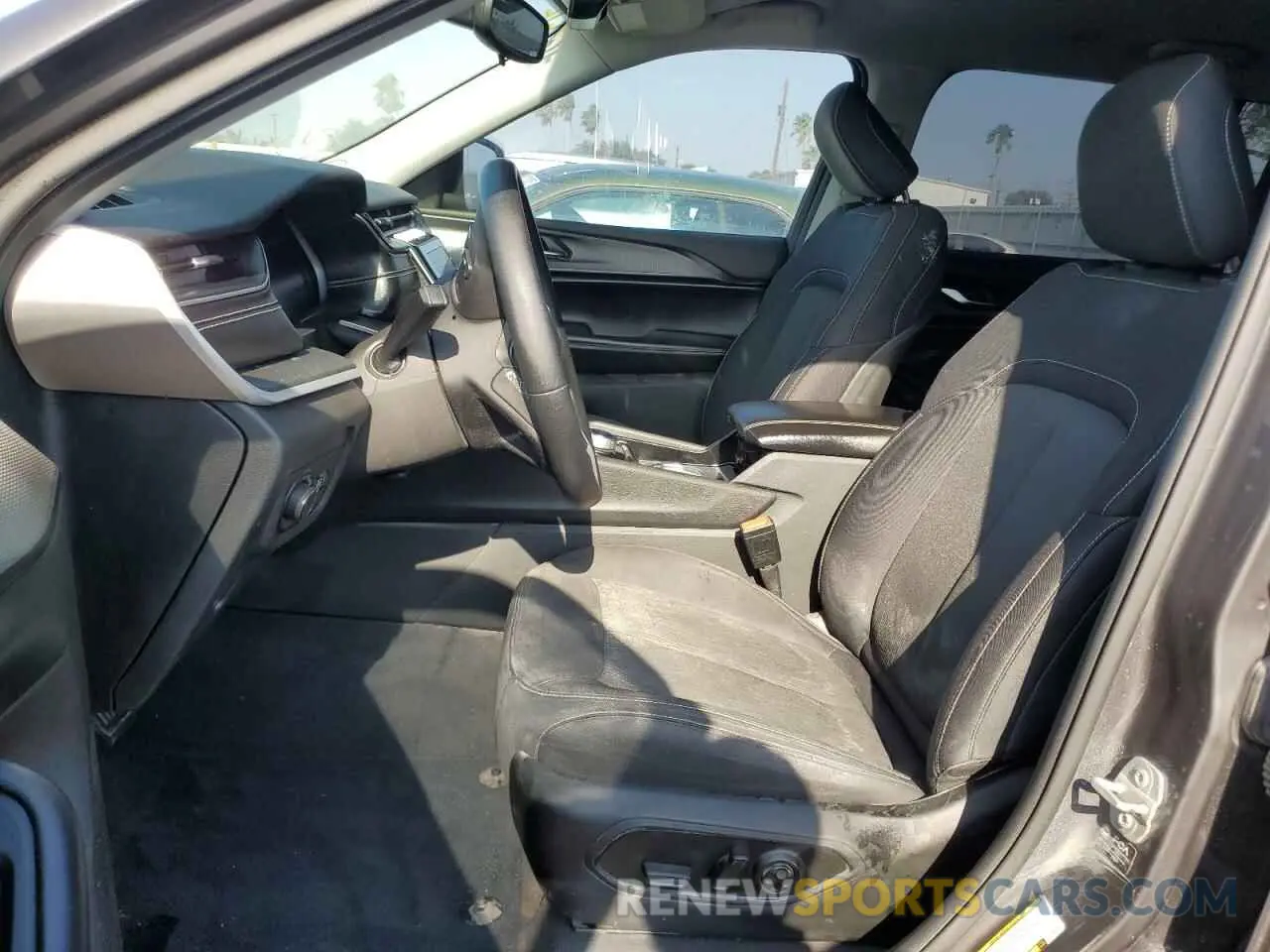 7 fotografías del automóvil dañado 1C4RJJAG5P8814131 JEEP GRAND CHER 2023
