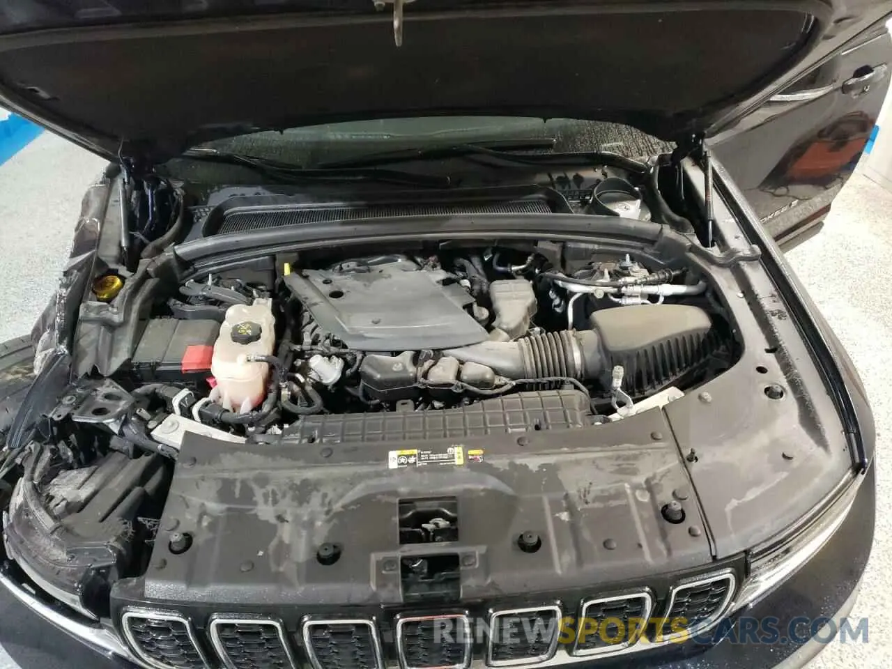 12 fotografías del automóvil dañado 1C4RJJBG2P8783497 JEEP GRAND CHER 2023