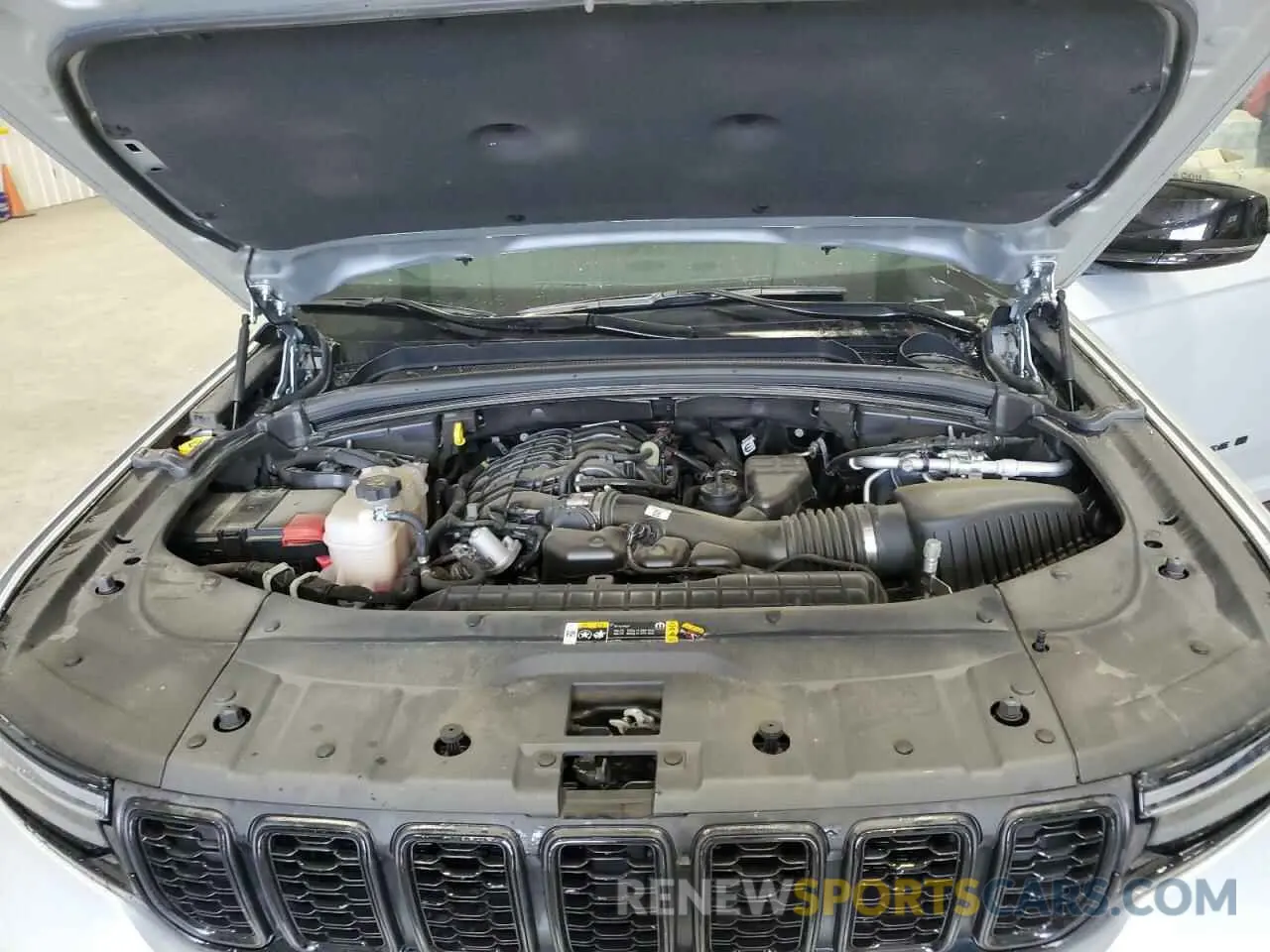 12 fotografías del automóvil dañado 1C4RJKBG1P8888537 JEEP GRAND CHER 2023